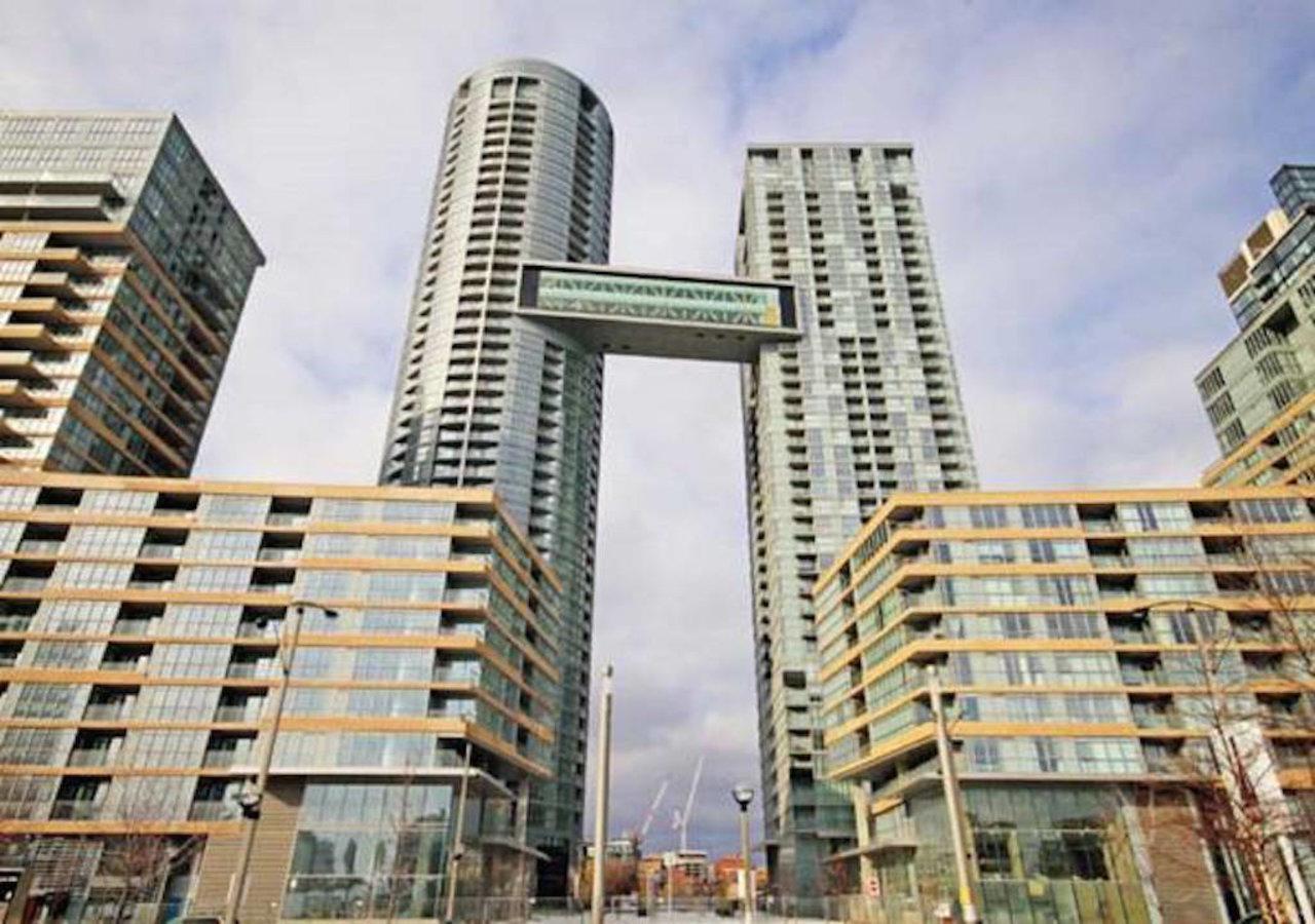 N2N Suites - Downtown Lake & City View Apartments Торонто Екстериор снимка
